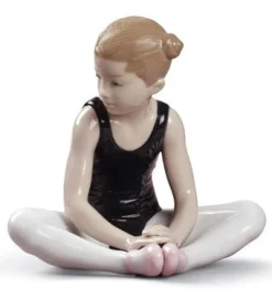 Thinking Of My Debut, Ballerina